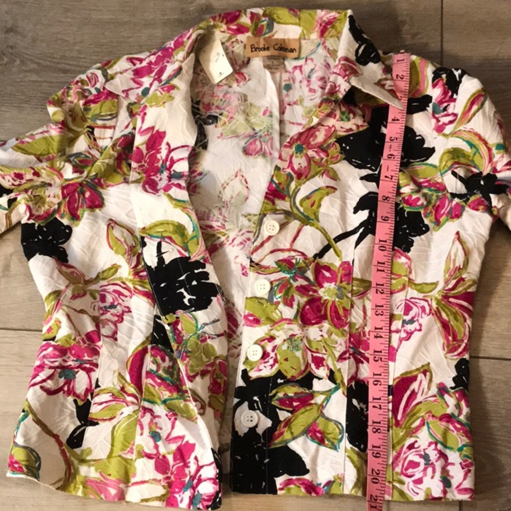 BROOKE COLEMAN SIZE LARGE FLOWER BLAZER  EUC - Picture 12 of 13
